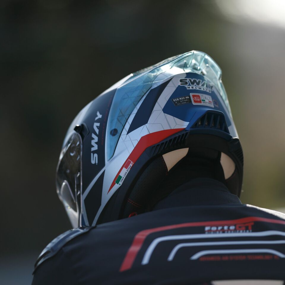SWAY SW 865 EVOQUE White Black Red Kask